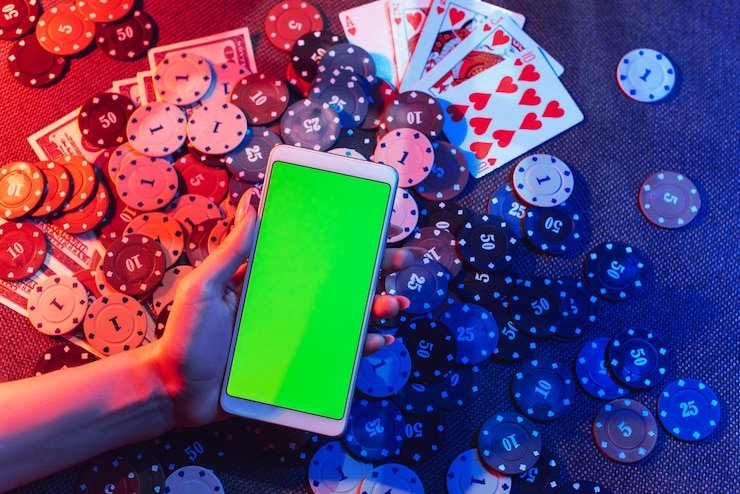 Live blackjack and roulette tables in HD streaming